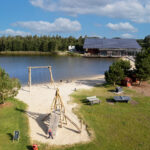 Spielplatz am See im EMSLAND-CAMP in Fehndorf