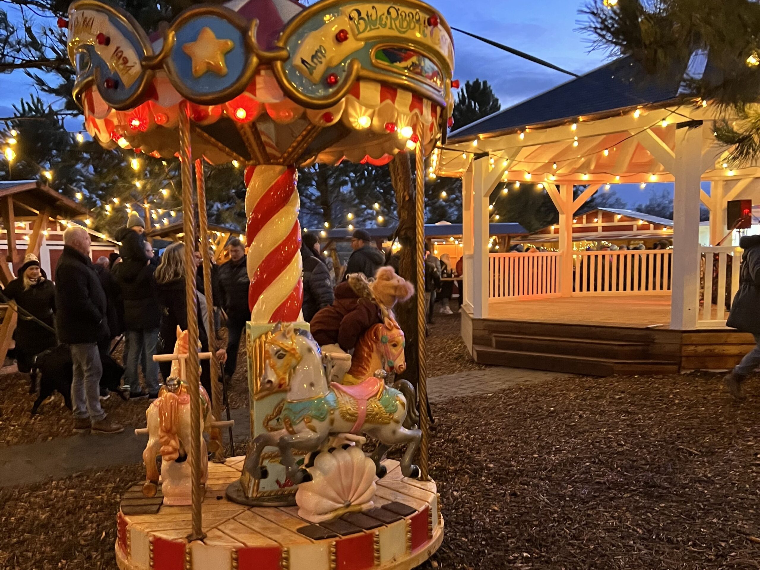 Weihnachtsmarkt im Emsland-Camp in Fehndorf