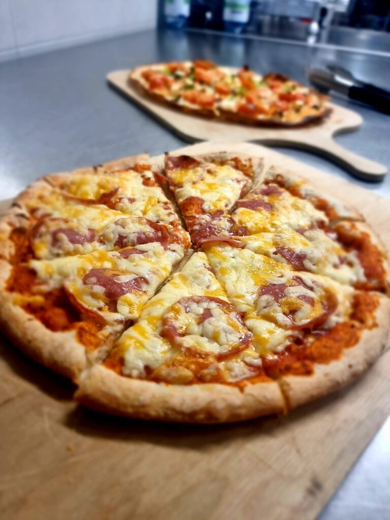 Pizza und Flammkuchen online bestellen
